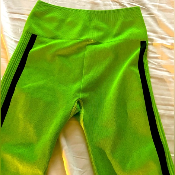 Fabletics - Picture 3 of 7